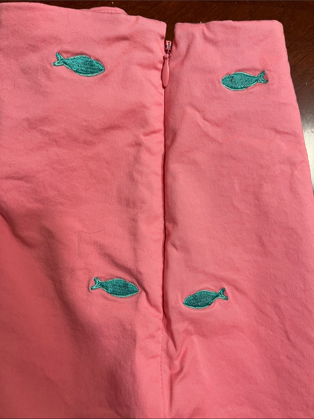 Vineyard Vines Pink embroidered skirt - Picture 3 of 3
